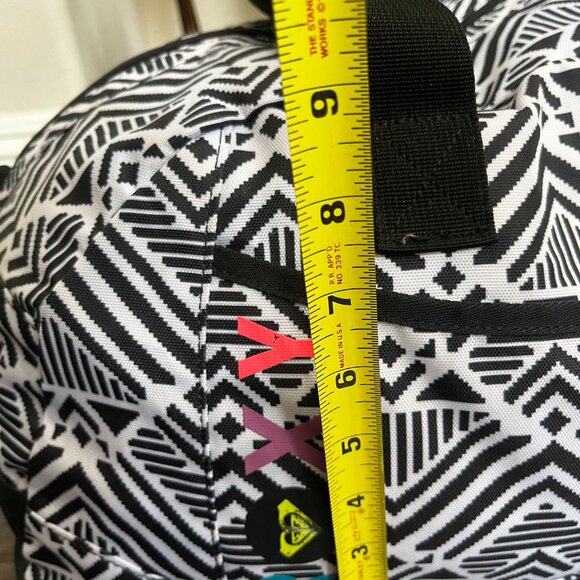 Brand New!! Roxy Duffel Bag - Picture 5 of 8